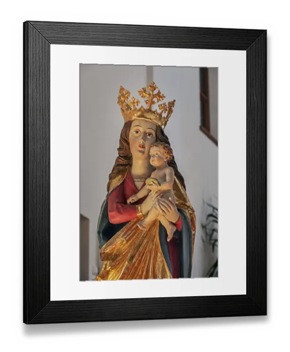 Framed Print : Statue of the Virgin Mary with crown and baby Jesus
