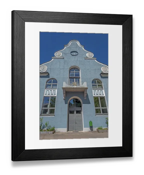 Framed Print : Volute gable and balcony with Kempten coat of arms above the Tor tor of the secondary school