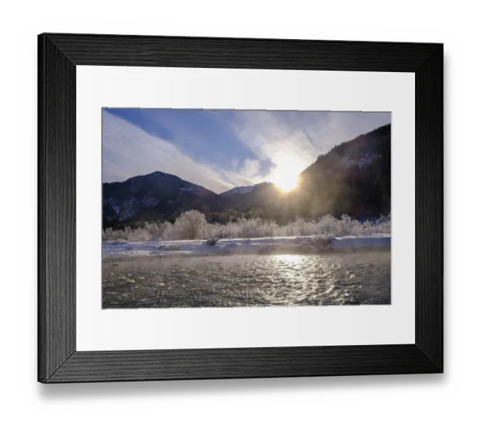 Framed Print : Sunrise in the forest on the young Isar in winter between Wallgau and Vorderriss Framed Print : Sunrise in the forest on the young Isar in winter between Wallgau and Vorderriss