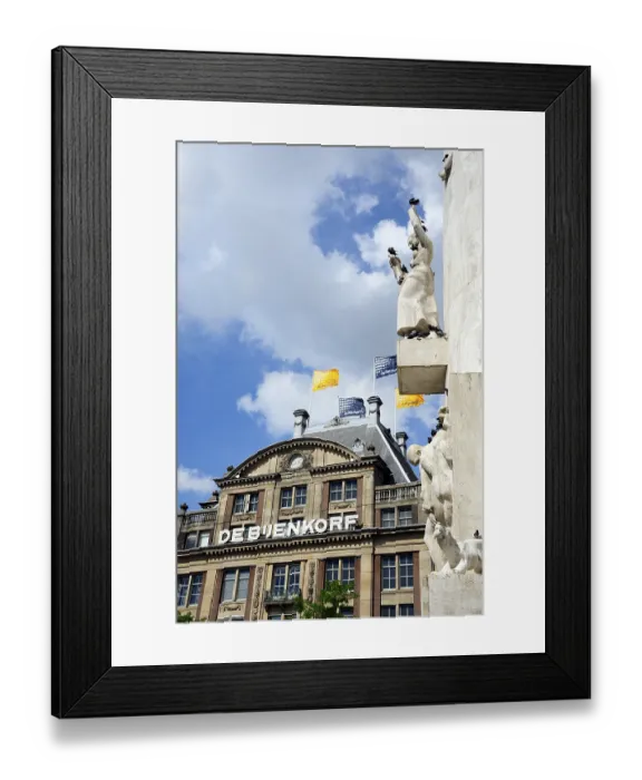 Framed Print : National Monument and De Bijenkorf shopping centre on Dam Square
