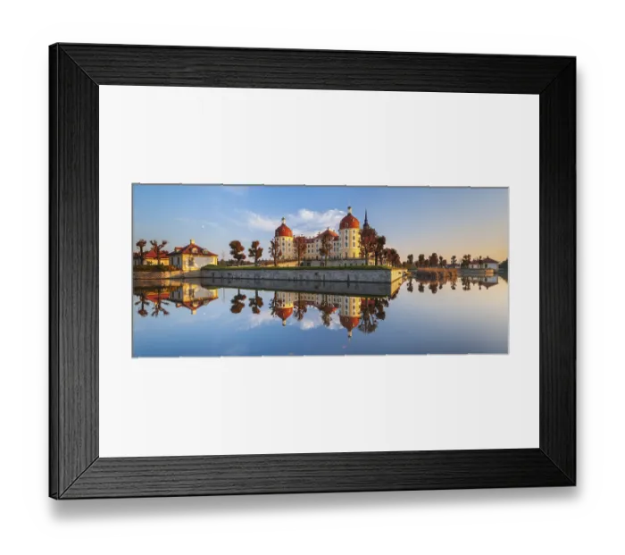 Framed Print : Moritzburg Castle in autumn under a blue sky