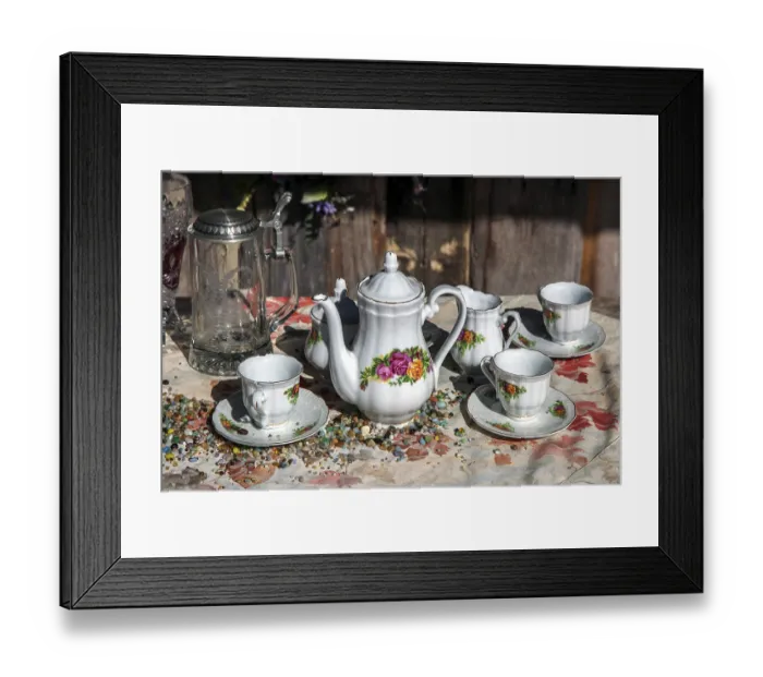 Framed Print : Coffee service in front of an old barn