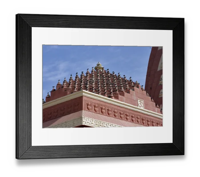 Framed Print : Pigeons sitting at dome of Nageshwar shiva temple at dwarka district