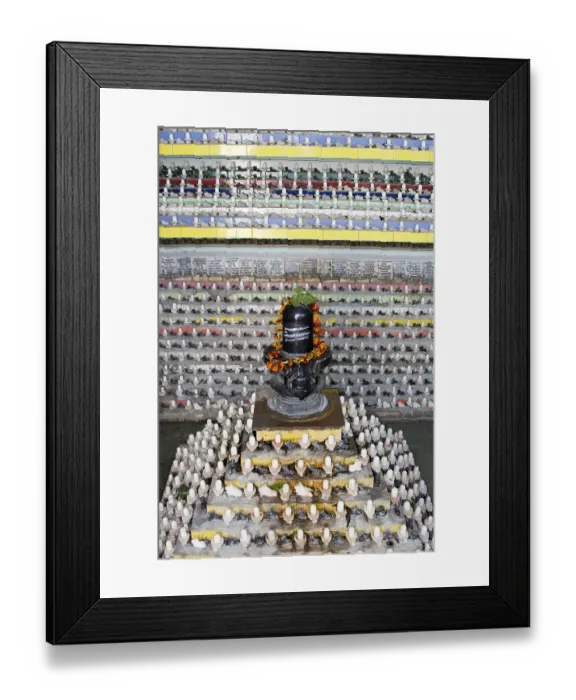 Framed Print : Shiva Linga Jangambadi Matha, Varanasi