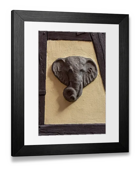 Framed Print : Head of elephant, sculpture modelled in clay by carver and sculptor Ulrich Seidenberg