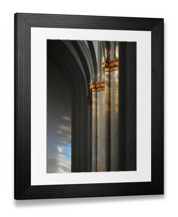 Framed Print : South aisle, light reflections on the western pillars Framed Print : South aisle, light reflections on the western pillars