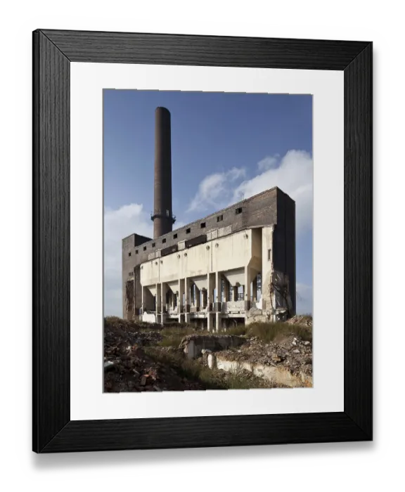 Framed Print : Modern building with Wilhelminian-style core