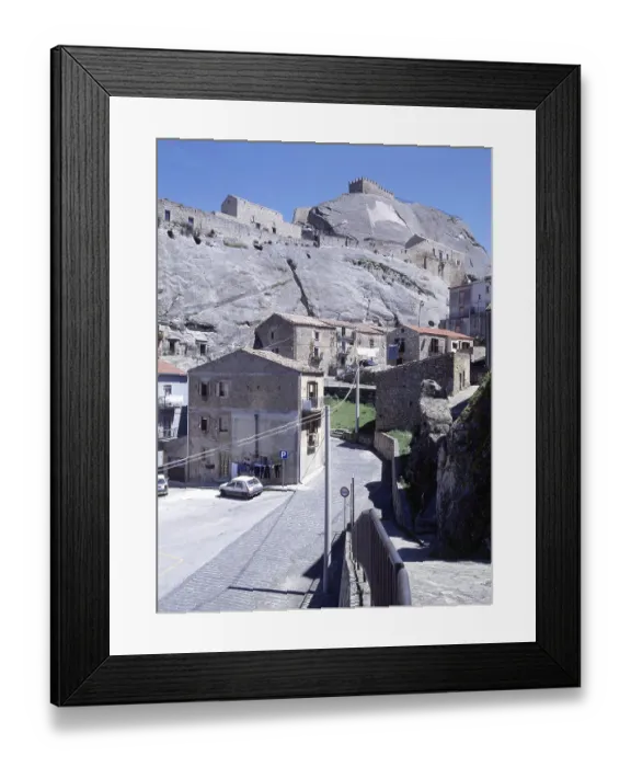 Framed Print : Sperlinga, Castello