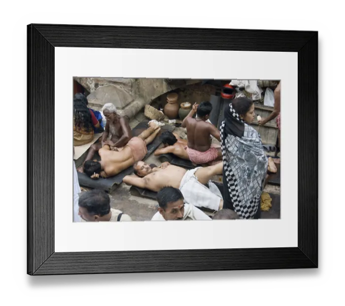 Framed Print : Massage at Babu Ghat, Kolkata, West Bengal, India Framed Print : Massage at Babu Ghat, Kolkata, West Bengal, India