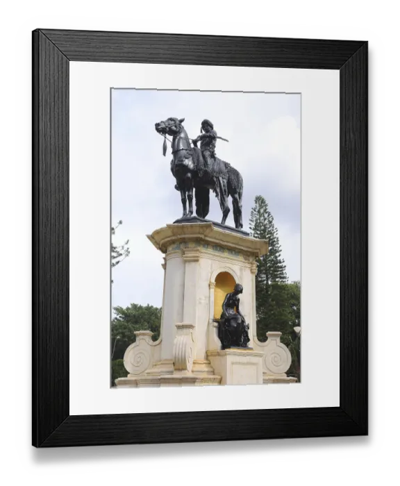 Framed Print : Statue of Tipu Sultan in botanical garden