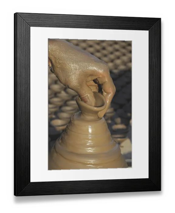 Framed Print : Potter making pottery, Jodhpur, Rajasthan, India Framed Print : Potter making pottery, Jodhpur, Rajasthan, India