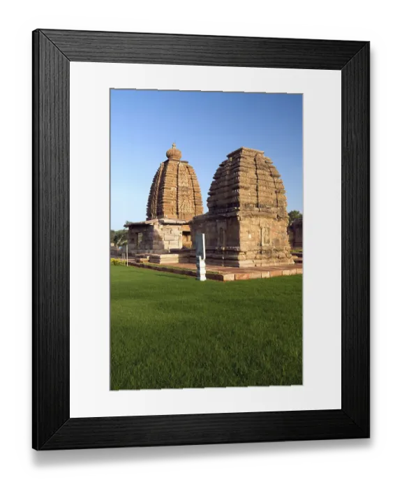 Framed Print : UNESCO World Heritage Site, Galaganatha and Jambulinga temples 750 A