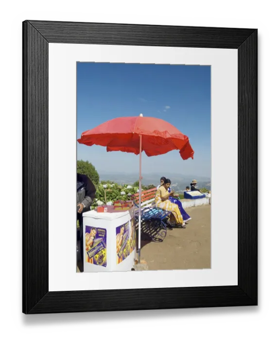 Framed Print : Ice cream stall on Doddabetta is the highest mountain in the Nilgiri hills