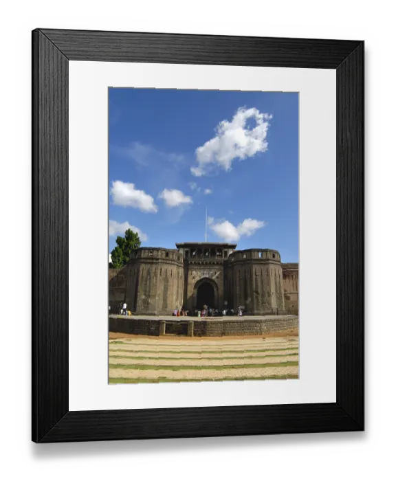 Framed Print : Delhi darwaja with massive bastion at shanwarwada shaniwarwada