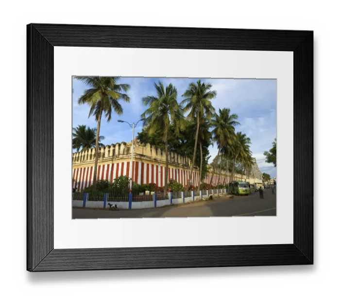 Framed Print : Sri Ranganathaswamy temple in Srirangam near Tiruchchirappalli Framed Print : Sri Ranganathaswamy temple in Srirangam near Tiruchchirappalli