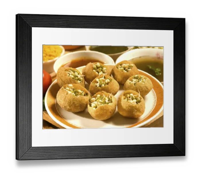 Framed Print : Snacks, pani puri decorated with sprouted mung served in plate