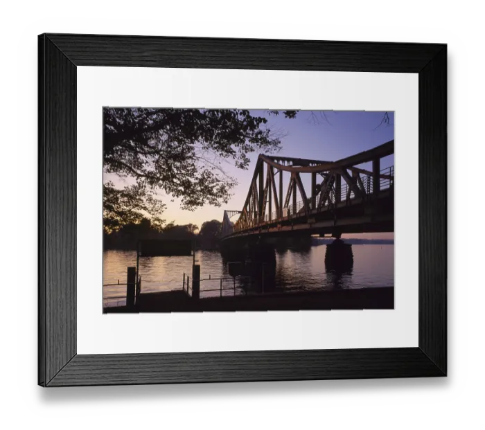Framed Print : Berlin, Glienicker Bridge (Wannsee)  /  View to Potsdam