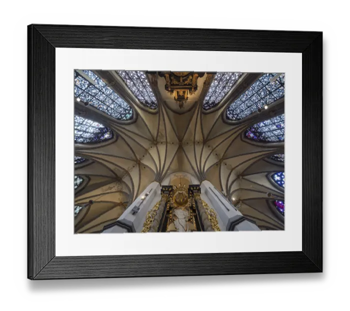 Framed Print : Choir aisle, view into the vault
