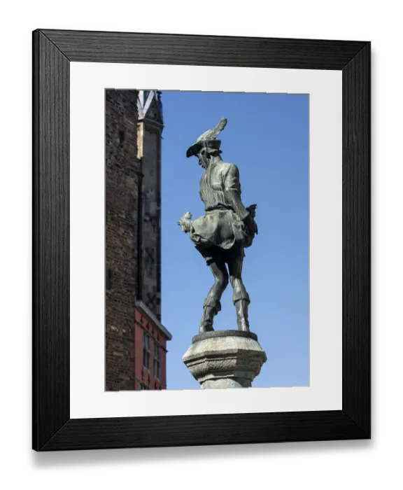 Framed Print : Aachen, chicken market, chicken thief fountain