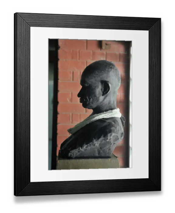 Framed Print : Statue of mahatma gandhi at sabarmati ashram Framed Print : Statue of mahatma gandhi at sabarmati ashram