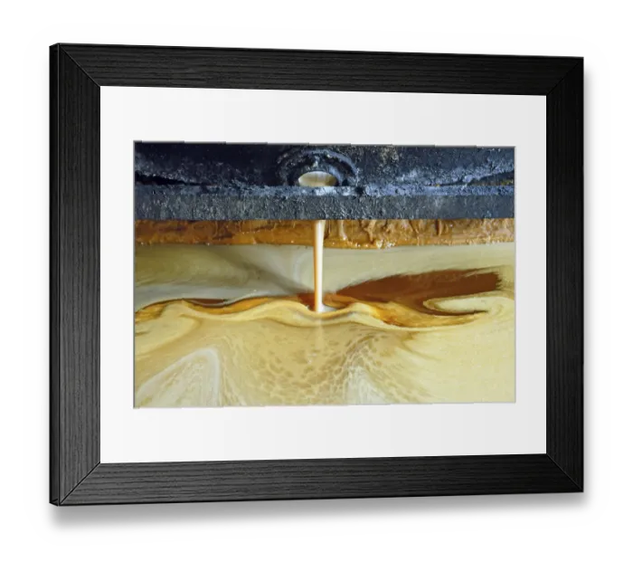 Framed Print : Making of Jaggery, Kolhapur, Maharashtra, India Framed Print : Making of Jaggery, Kolhapur, Maharashtra, India