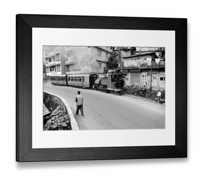 Framed Print : Toy train of Darjeeling Himalayan railway West Bengal India Asia 2011 Framed Print : Toy train of Darjeeling Himalayan railway West Bengal India Asia 2011