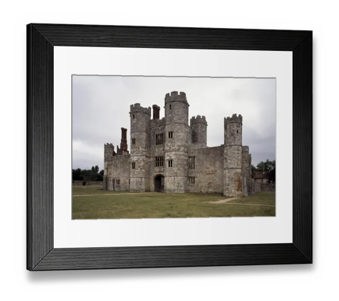 Framed Print : Titchfield Abbey, castle, view from the south