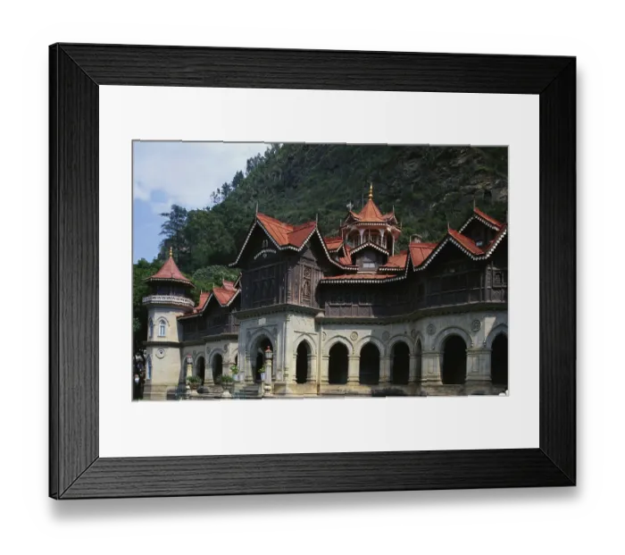 Framed Print : Rampur castle, Himachal Pradesh, India Framed Print : Rampur castle, Himachal Pradesh, India