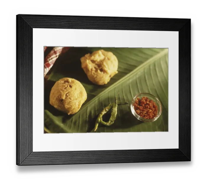 Framed Print : Vegetarian, potato vada, indian fast food, india