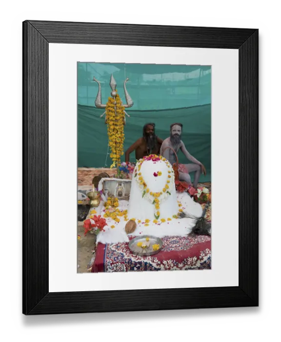 Framed Print : Naga sadhu manoj giri with shivling Framed Print : Naga sadhu manoj giri with shivling
