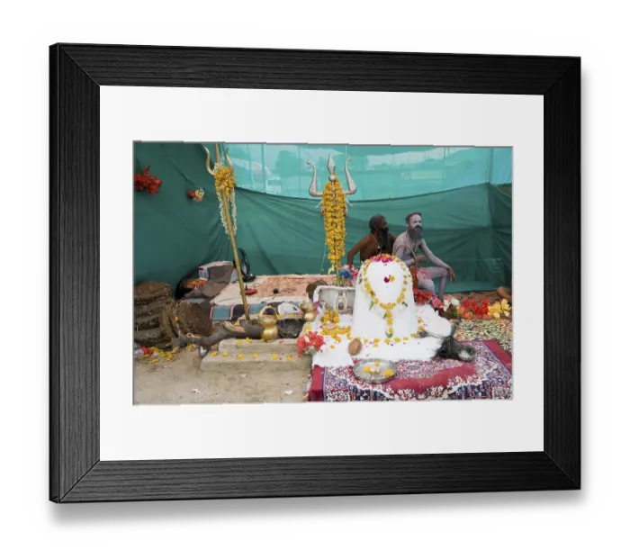 Framed Print : Naga sadhu manoj giri with shivling Framed Print : Naga sadhu manoj giri with shivling