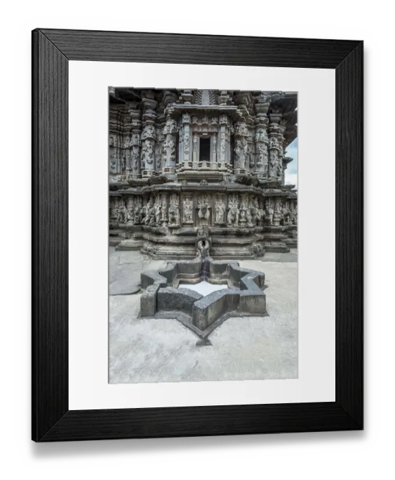 Framed Print : Sculpture kopeshwar temple, Kolhapur