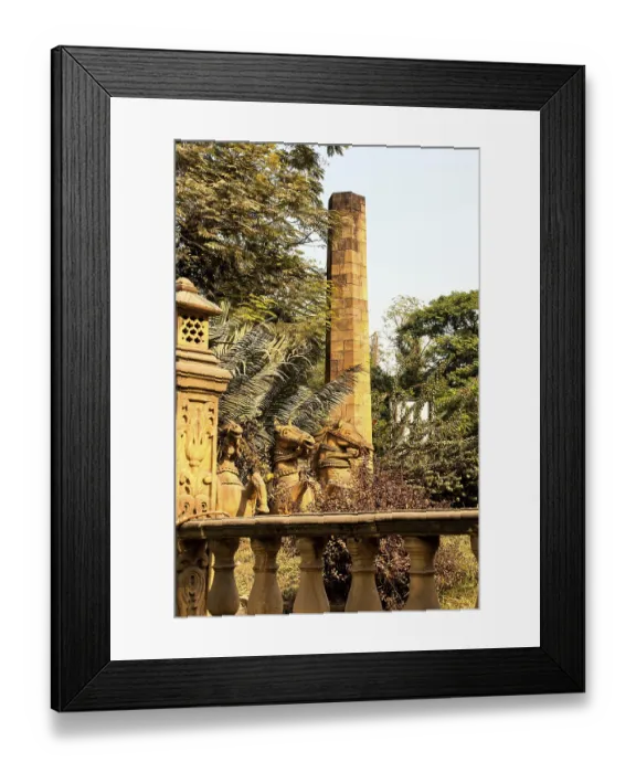 Framed Print : Zero Milestone, Nagpur, Maharashtra, India, Asia Framed Print : Zero Milestone, Nagpur, Maharashtra, India, Asia