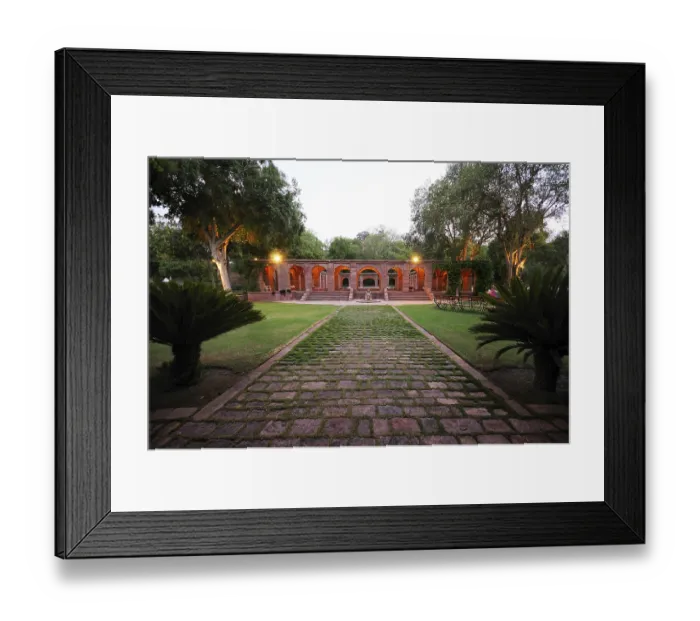 Framed Print : Garden restaurant in balsamand lake palace hotel