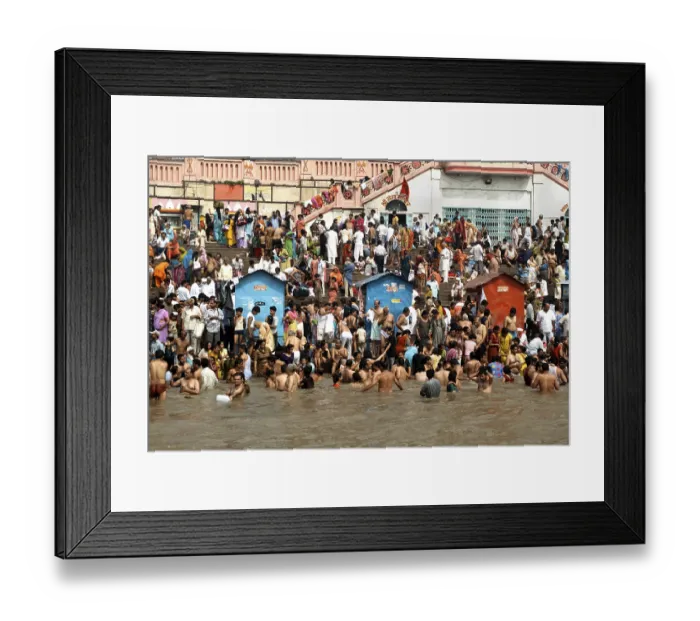 Framed Print : Devotees on riverbank ghats of river ganga ganges taking holy dip at Har ki Pouri in Haridwar Framed Print : Devotees on riverbank ghats of river ganga ganges taking holy dip at Har ki Pouri in Haridwar