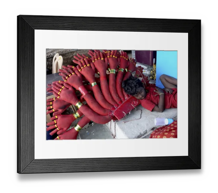 Framed Print : Child dress as Hindu Goddess Kali Mutharamman temple Framed Print : Child dress as Hindu Goddess Kali Mutharamman temple