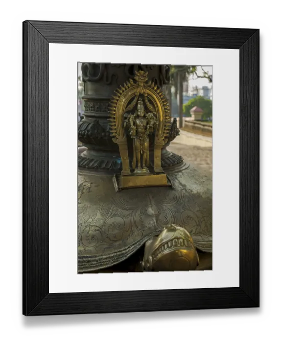 Framed Print : Bhairav and tortoise statue, Vadakkumnathan Shiva Temple