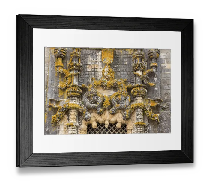 Framed Print : Manueline window with seafaring motifs and the Order of the Cross
