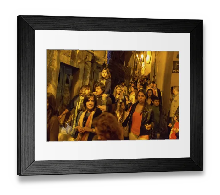Framed Print : Weekend in the historic centre of Lisbon