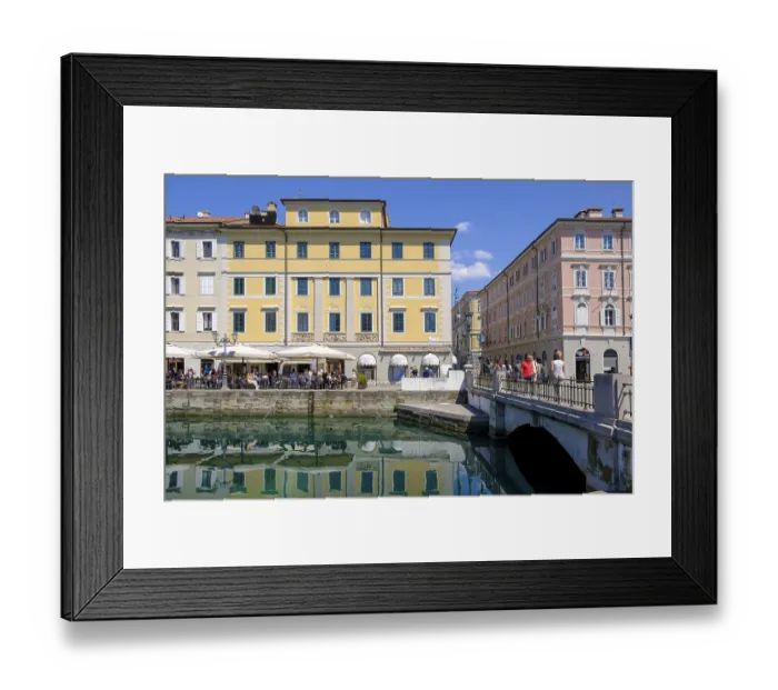 Framed Print : Commercial and residential buildings on the Grand Canal Framed Print : Commercial and residential buildings on the Grand Canal