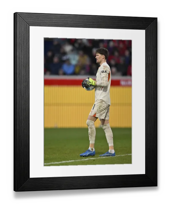 Framed Print : Goalkeeper Gregor Kobel Borussia Dortmund BVB (01) with ball Framed Print : Goalkeeper Gregor Kobel Borussia Dortmund BVB (01) with ball
