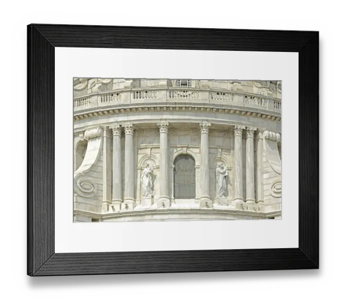 Framed Print : Statues at Victoria Memorial monument