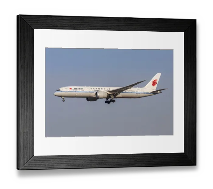 Framed Print : An Air China Boeing 787-9 Dreamliner aircraft with the registration number B-1469 at Hongqiao Airport (SHA) in Shanghai