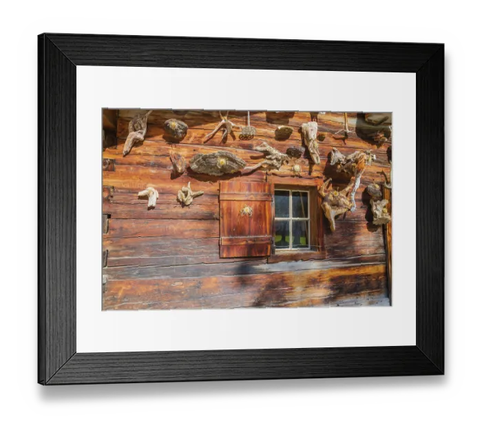 Framed Print : Traditional farmhouse at the Eng mountain pasture
