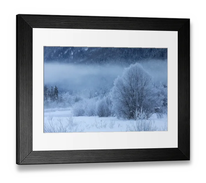 Framed Print : Isar valley in winter at temperatures of minus 18 degrees Celsius