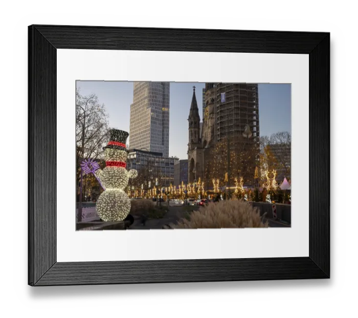 Framed Print : Christmas decorations and Kaiser Wilhelm Memorial Church