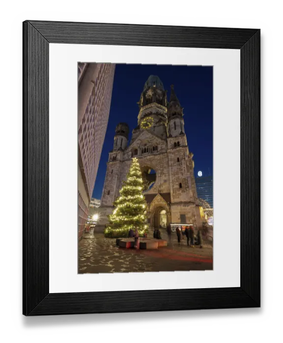 Framed Print : Illuminated Christmas tree in front of the Kaiser Wilhelm Memorial Church Framed Print : Illuminated Christmas tree in front of the Kaiser Wilhelm Memorial Church