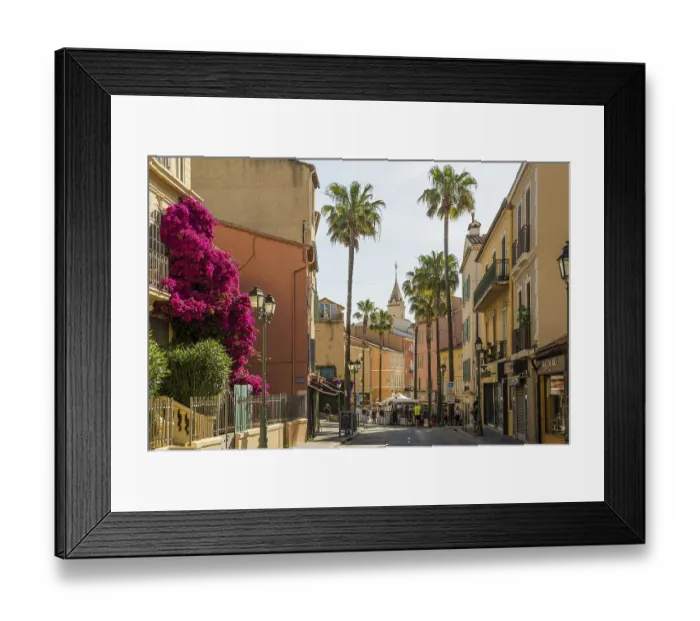 Framed Print : Sanary-sur-Mer, Var, French Riviera