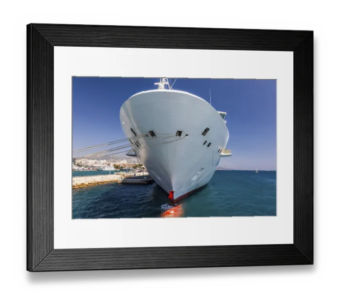 Framed Print : Cruise ship in the harbour of Split Framed Print : Cruise ship in the harbour of Split