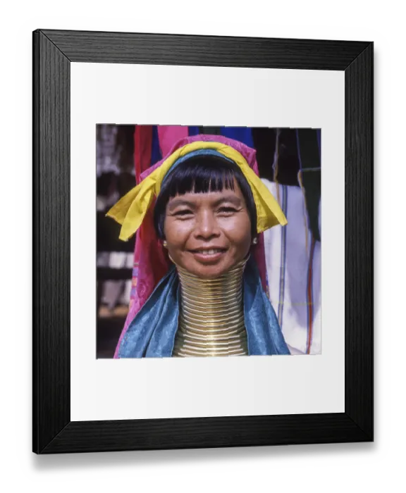 Framed Print : Long-necked Pa Dawan